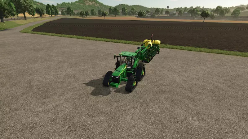 John Deere 1775NT with Fertilizer