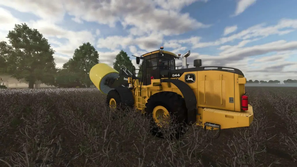 John Deere 844P