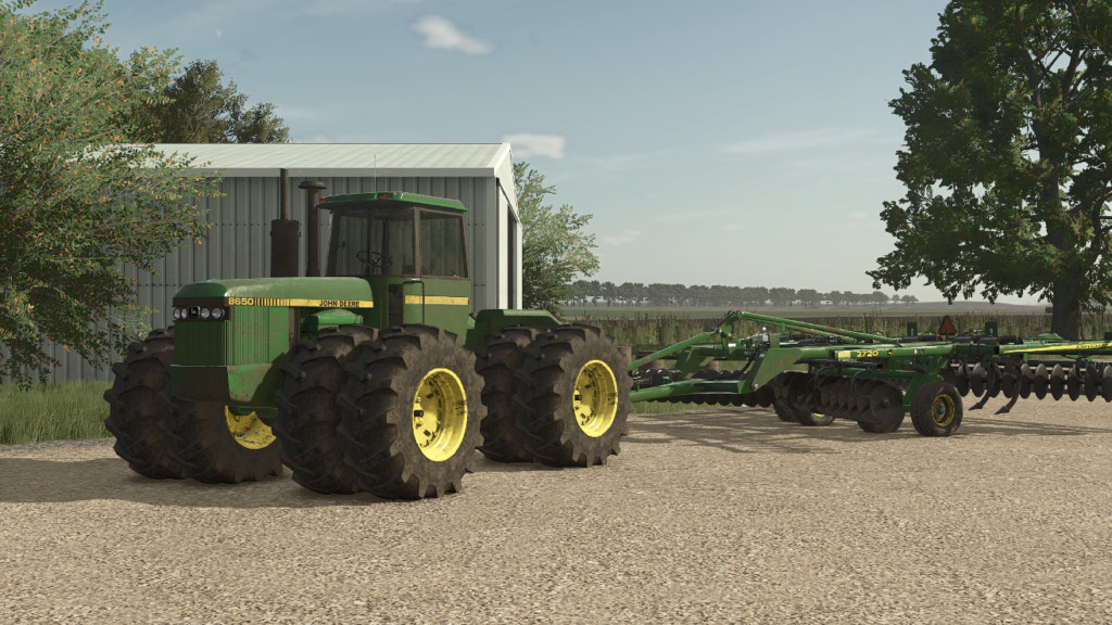 John Deere 8650