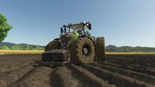 Fendt 900 Vario (realistic driving physics)