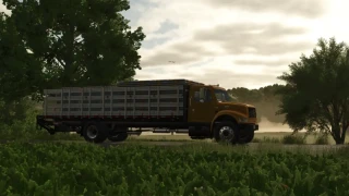 International 4900 Stakebed