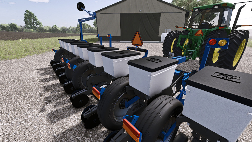 Kinze 3200 12 row Planter
